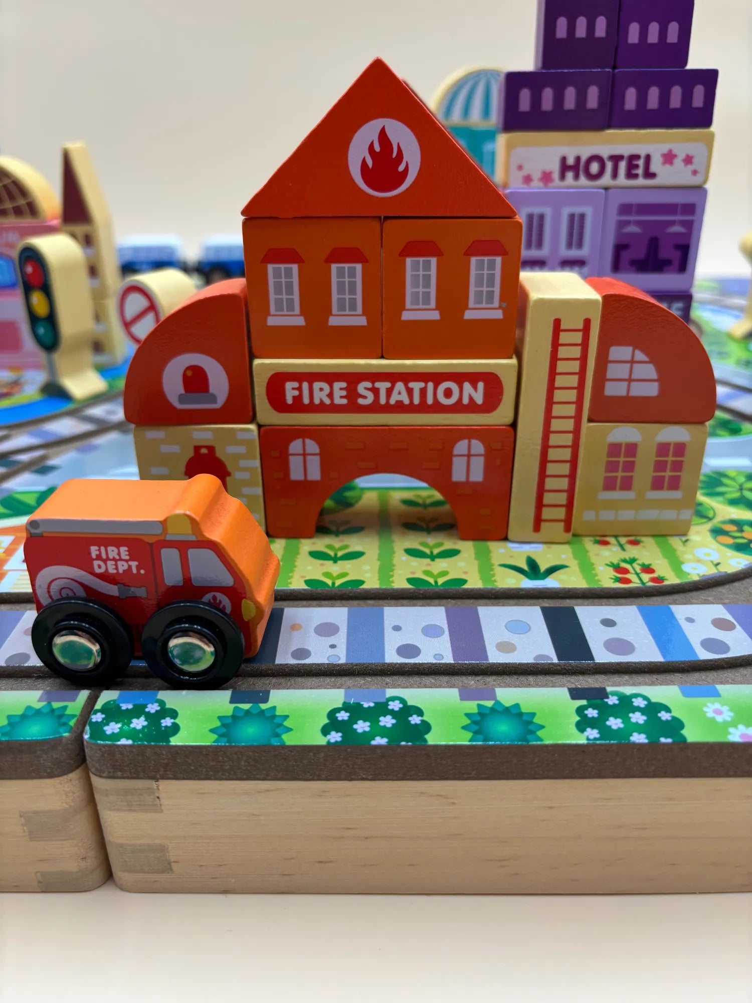 jouet_educatif_bois_enfant_Max_train_magnetique_blocs_de_construction_7