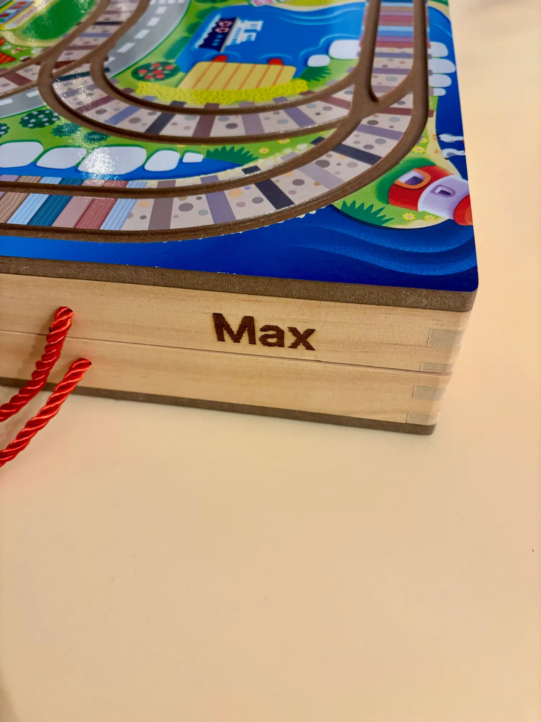 personnalisation_gravure_prenom_jouet_educatif_bois_max